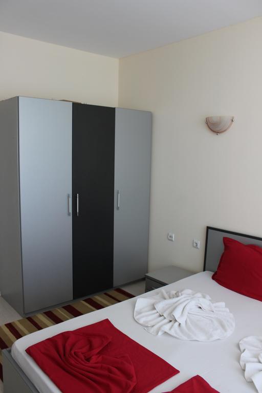 Sb Rentals Apartments In Blue Marine Complex Sunny Beach Room photo