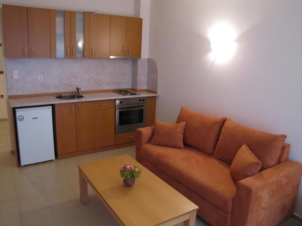Sb Rentals Apartments In Blue Marine Complex Sunny Beach Room photo